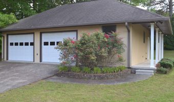 205 Collier Dr, Albertville, AL 35951