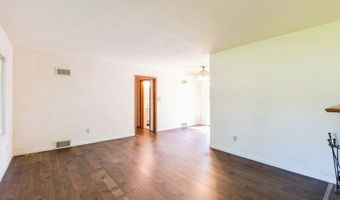 1714 Clark Ave, Ames, IA 50010