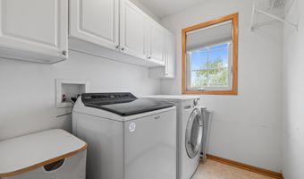 2234 3rd Ave SE, Altoona, IA 50009
