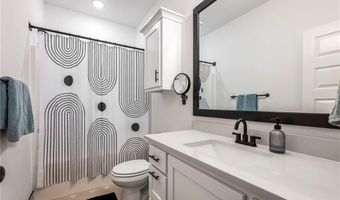 6 Shetland Dr, Bella Vista, AR 72715