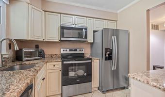 311 Wellington Pl, Aberdeen, NJ 07747