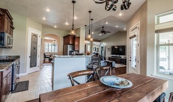 704 ANASAZI Dr, Aztec, NM 87410