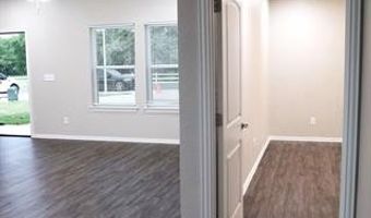 702 W 6th St, Atoka, OK 74525