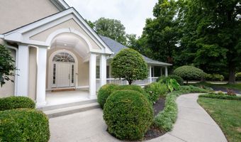 10671 Geist Ridge Ct, Fishers, IN 46040