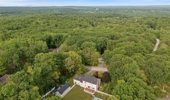 12 Summit Ter, Falmouth, ME 04105
