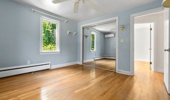 10 Standley St, Beverly, MA 01915
