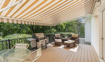 10310 E Rivershore Dr SE, Alto, MI 49302