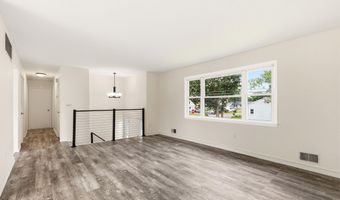 853 Neptune Ave, Beachwood, NJ 08722