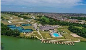 2419 Resort Dr, Heath, TX 75126
