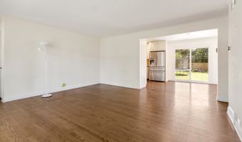 323 S Prindle Ave, Arlington Heights, IL 60004