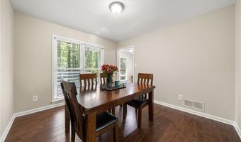 3513 Robin Ln, Acworth, GA 30101