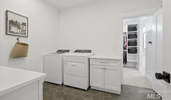 13958 Raptor Ln, Caldwell, ID 83607