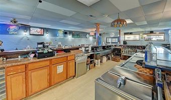 107 N Main Ave, Alburnett, IA 52202