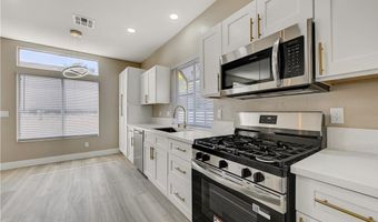 419 Viewmont Dr, Henderson, NV 89015