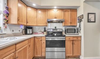 33 Murray St, Ansonia, CT 06401