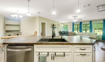 390 Brooks Rd, Baker, FL 32531