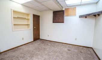 2010 SE 14th Ave, Aberdeen, SD 57401