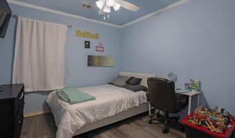 1119 Pikes Peak Dr, Amarillo, TX 79110