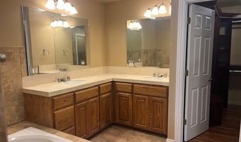 503 SW Tunbridge Dr, Bentonville, AR 72712
