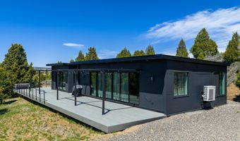 4225 N Uintah Dr, Duck Creek Village, UT 84762