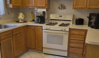 60 CHEROKEE Dr, Absecon, NJ 08205