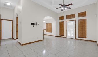 1607 N San Antonio St, Alton, TX 78573