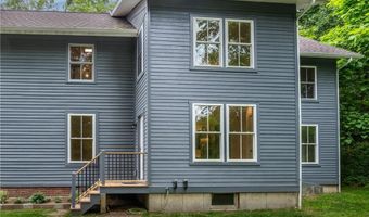 62 Railroad St, Canaan, CT 06031