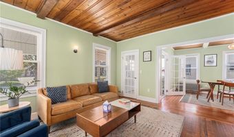 163 Bluff Ave, Cranston, RI 02905