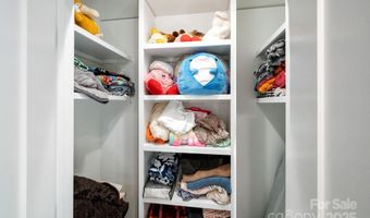 1 Jennlynn Dr, Arden, NC 28704