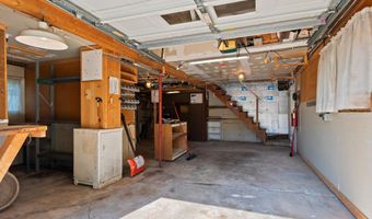 1320 STATE St, Algoma, WI 54201