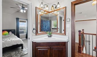 111 Meadow Bridge Dr, Weatherford, TX 76085