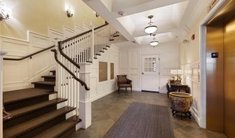 109 Vistas Ct 109, East Greenwich, RI 02818