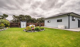 1342 11TH St, Bandon, OR 97411
