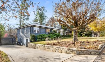 5 Deanwood Cir, Asheville, NC 28803