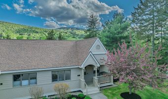 62 Fairway Dr 32, Carroll, NH 03575