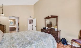 1358 Oakhurst Ct, Camarillo, CA 93010
