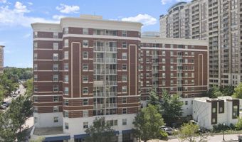 880 N POLLARD St N 224, Arlington, VA 22203