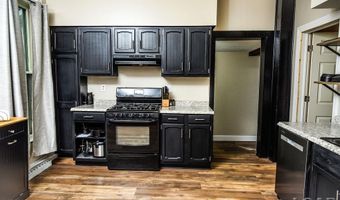 604 Comstock, Adrian, MI 49221