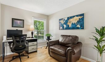 1513 Ploma Dr, Ballwin, MO 63021