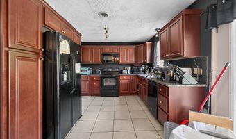 797 FALCON Dr NE, Abingdon, VA 24210