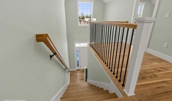 8 Stone Creek Dr, Brentwood, NH 03833