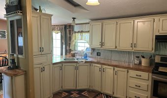 6577 S Fowler Rd, Bloomfield, IN 47424