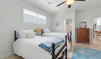 110 State St, Bay St. Louis, MS 39520