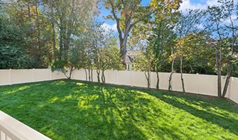 5804 RIDGEFIELD Rd, Bethesda, MD 20816