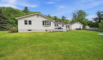 11 W Winkley St, Amesbury, MA 01913