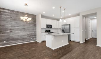 2477 W MARKET Pl 34, Chandler, AZ 85248
