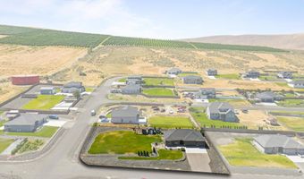 22011 E Berry St, Benton City, WA 99320