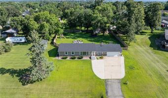 1214 S Darling Dr NW, Alexandria, MN 56308