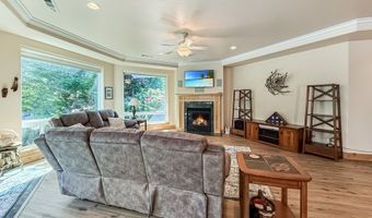 221 SCHOONER BAY Dr, Brookings, OR 97415