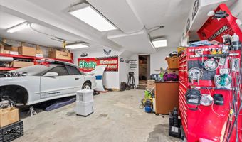 16 Breakneck Rd, Hudson, NH 03051